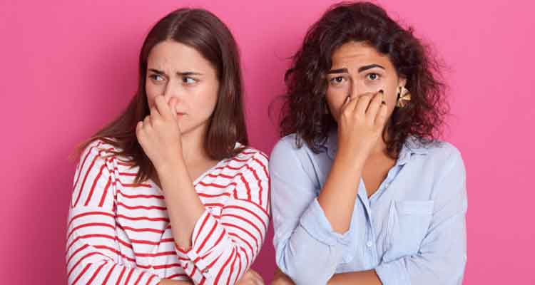 روش برخورد با آدم بد بو