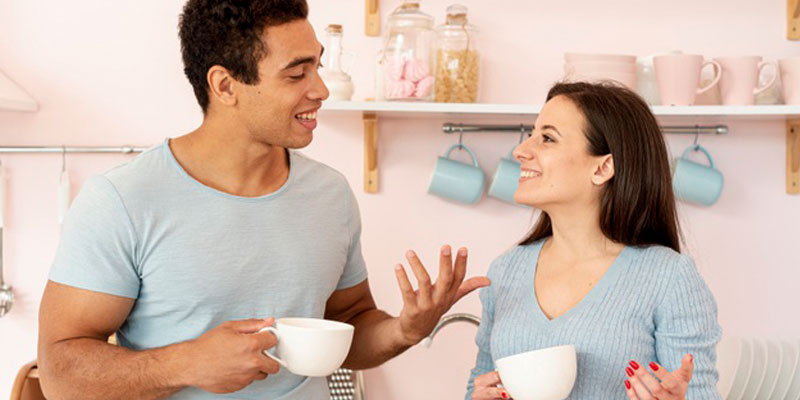 6 روش عالی برای باز کردن سر صحبت 2 روش سر صحبت باز کردن