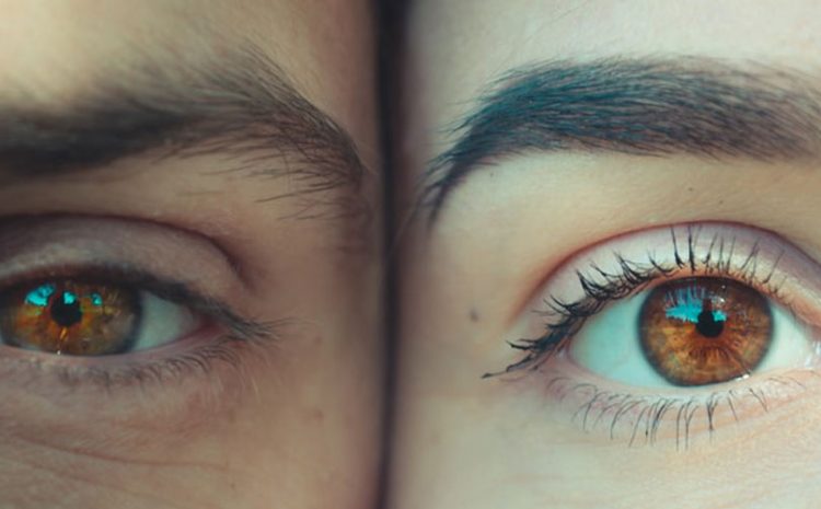  5 روش ارتباط چشمی